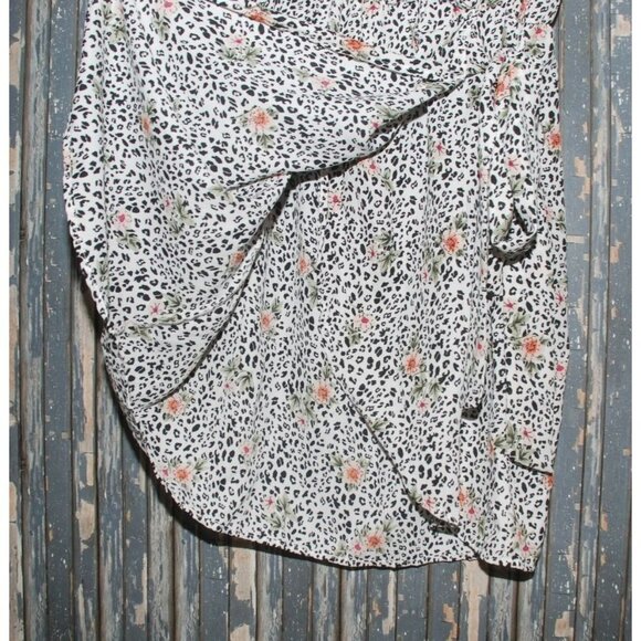 NWT A'GACI Shop 17 Juniors Ladies White Dress Size S V-Neck Elastic Waist Belt - Picture 4 of 10